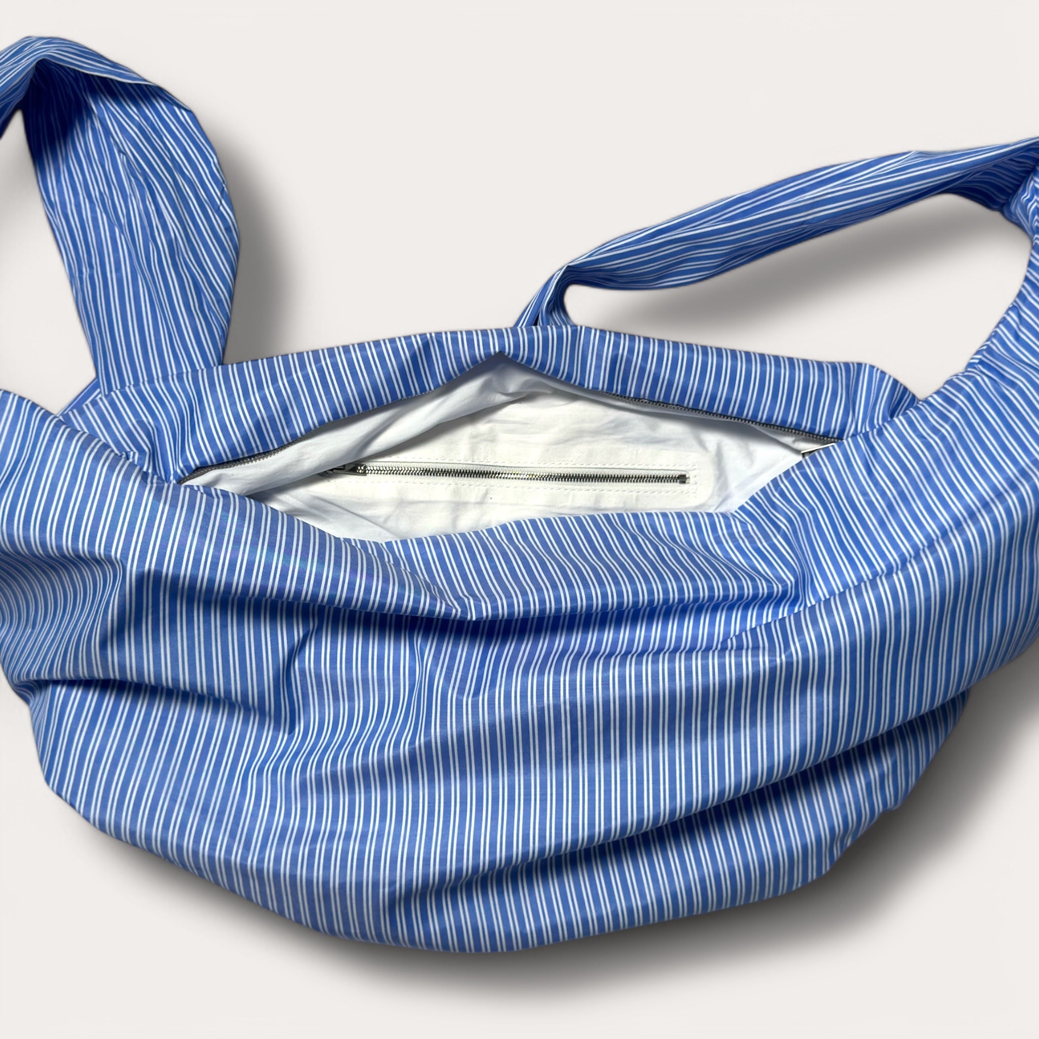 SSSTUFFFF Shirt Sleeve Bag